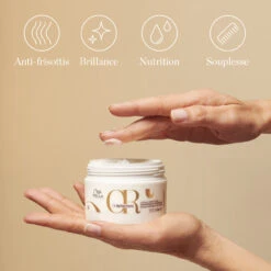 Masque Lumière Oil Reflections Wella 150ml 10 Masque Lumière Oil Reflections Wella 150ml -Hair Store 116.31 3 48964.1694178722